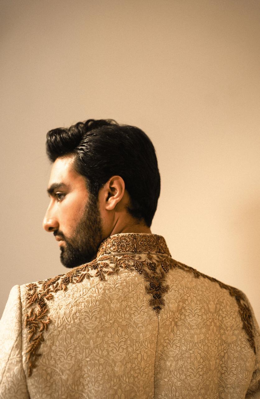 Ivory Gold-Embroidered Waist Jacket Set 3