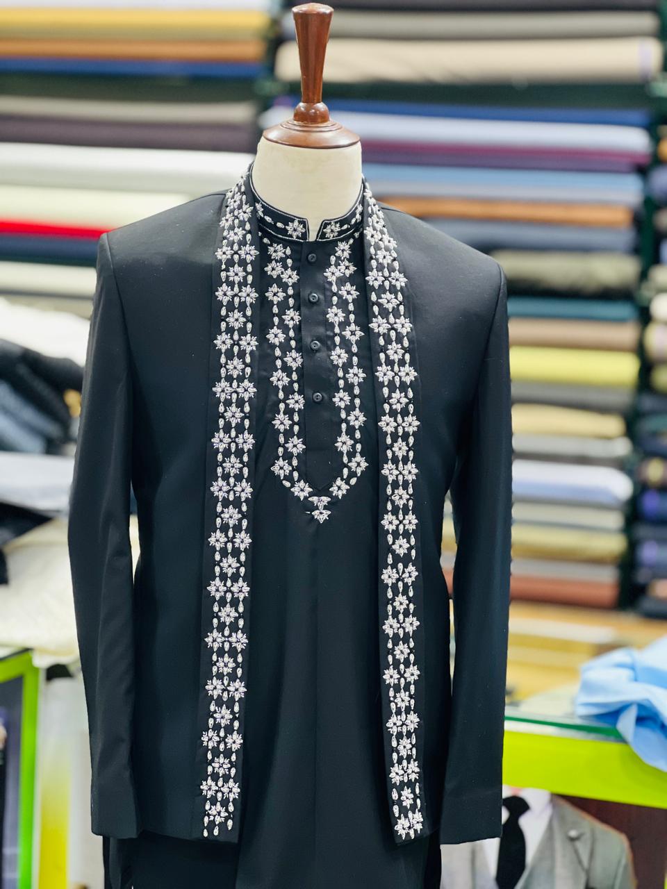Black Crystal Vine Kurta 2